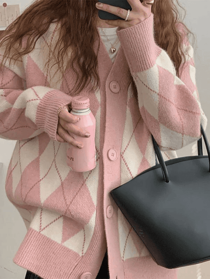 V neck argyle pattern knit cardigan