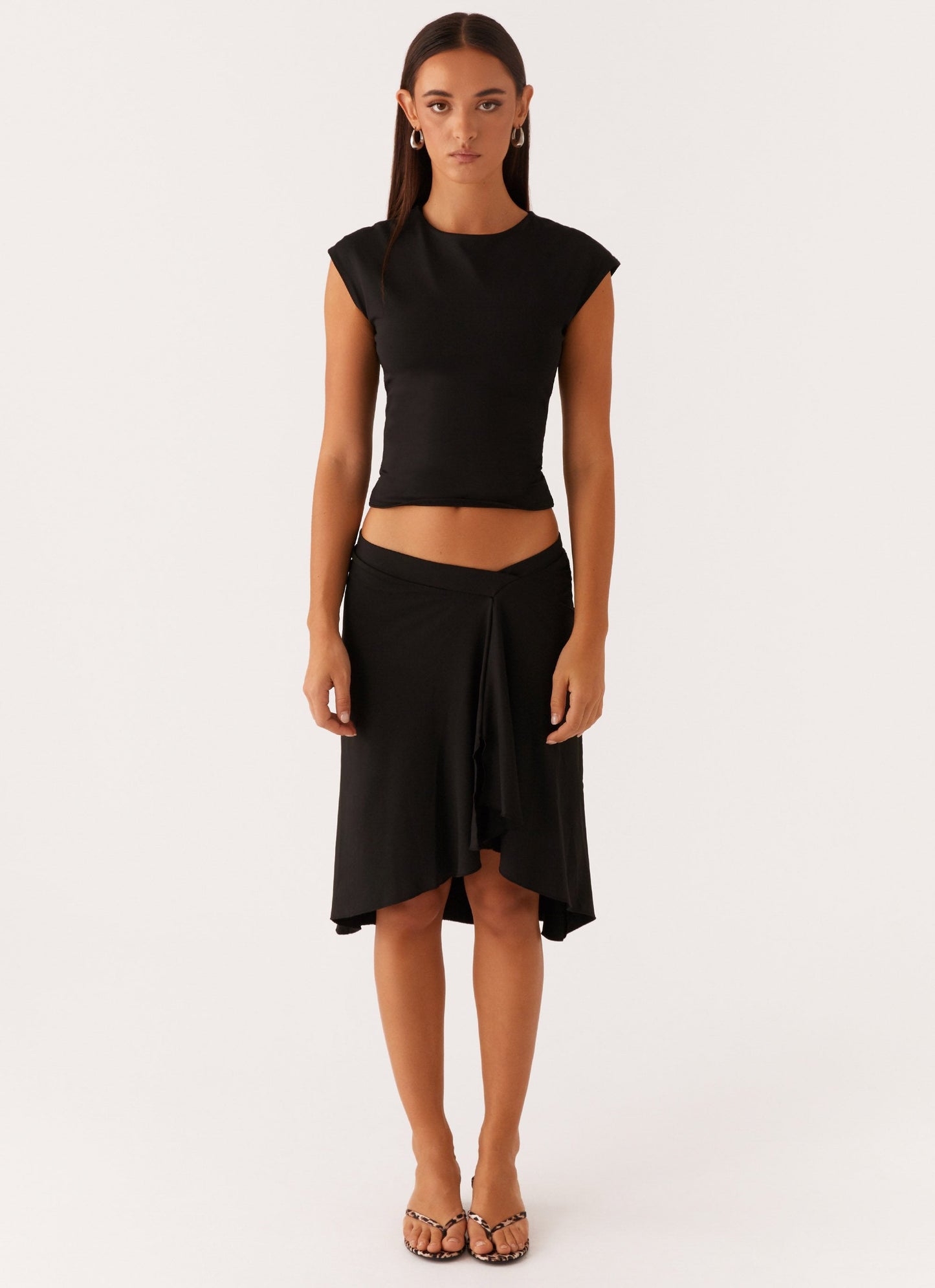 Shes A Lady Top - Black
